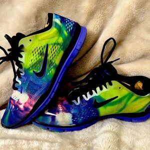 Tie dye Nike 5.0 Freerun running shoes